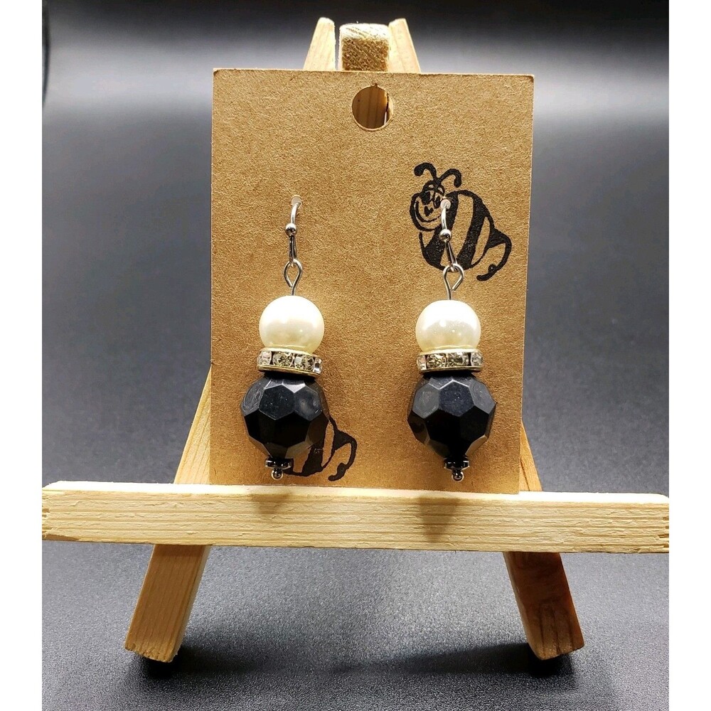 Dangle/Drop/Costume/ Black, Silver, Pearl And Beaded Round Handcrafted Earrings!